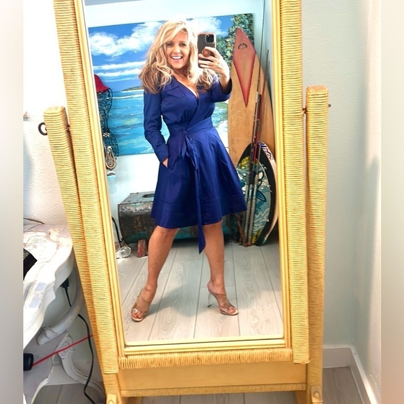 Diane Von Furstenberg, Rosina Wrap Dress, Excellent Condition, Size 8 - Picture 6 of 11